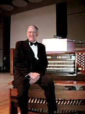 Marvin Faulwell at the organ