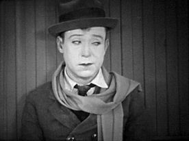 Harry Langdon in THE STRONG MAN