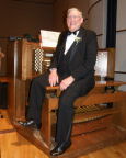 Marvin Faulwell at the White Concert Hall organ