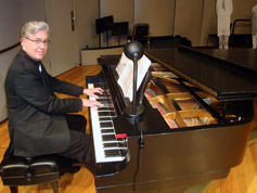 Greg Foreman at the grand piano