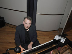 Jeff Rapsis at the grand piano