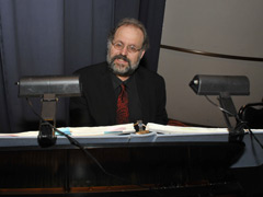 Rodney Sauer on keyboard