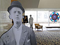 Stan Laurel surveys his view of the lobby