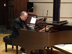 Jeff Rapsis at the grand piano