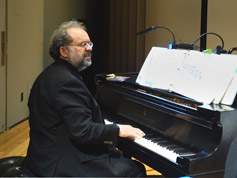 Rodney Sauer at the grand piano