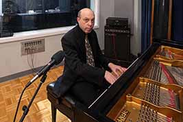 Jeff Rapsis plays both piano and digitally-improved organ-keyboard