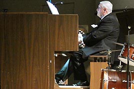 Marvin Faulwell accompanies Buster Keaton in NEIGHBORS width=